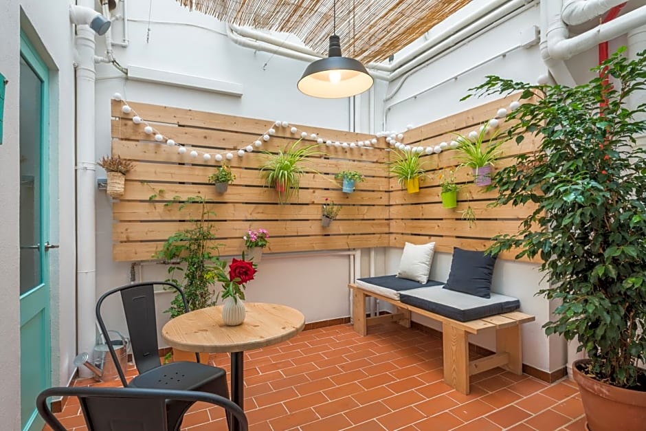 Hostal Jume - Urban Rooms