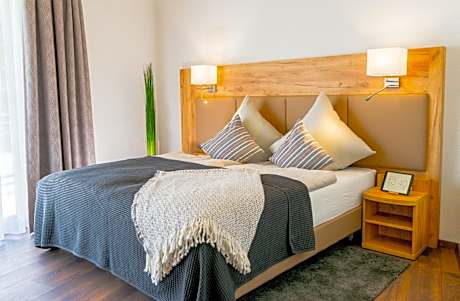 Classic Double Room with Terrace