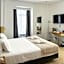 Hotel Solaris