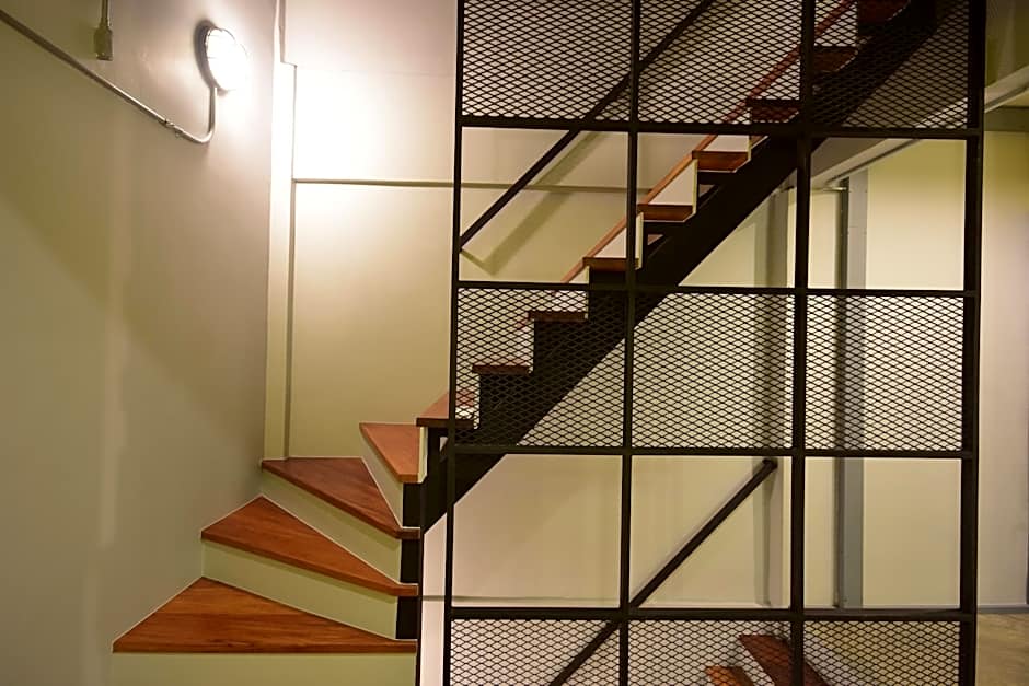 The Chatbox Silom Hostel