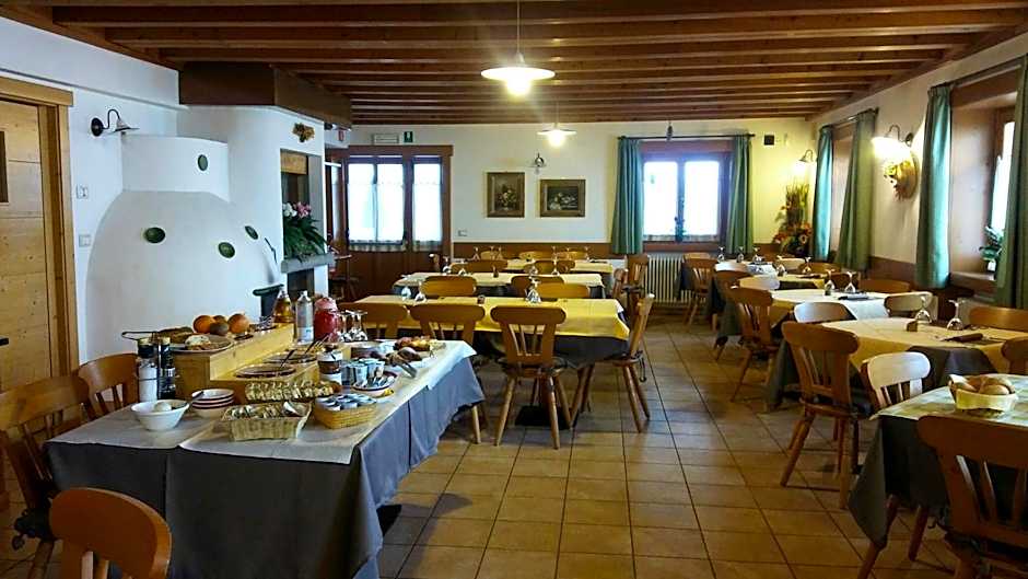 Rifugio Predaia Ai Todes'ci