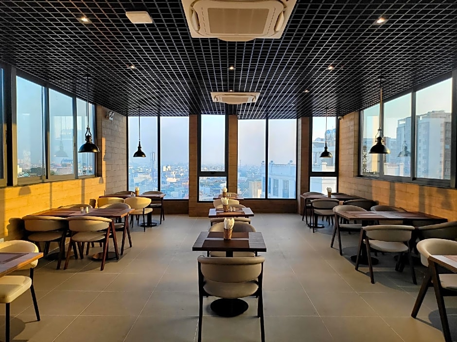 THANH LONG BACH DANG HOTEL