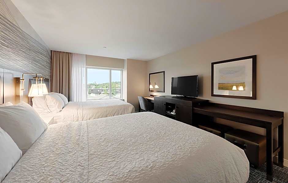 Hampton Inn - Suites by Hilton Quebec City -Saint-Romuald