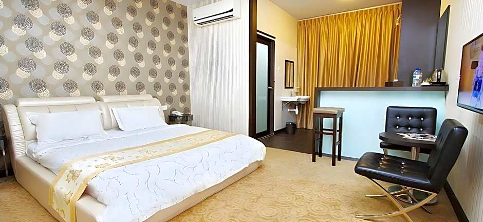 Hotel Tebrau CT