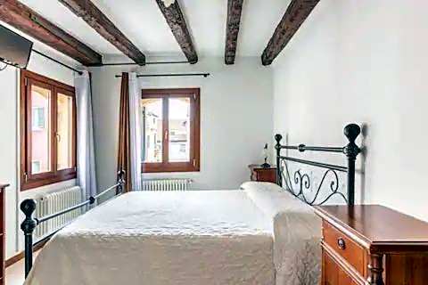 Sweet Venice - checkin at "Alloggi SS Giovanni e Paolo"