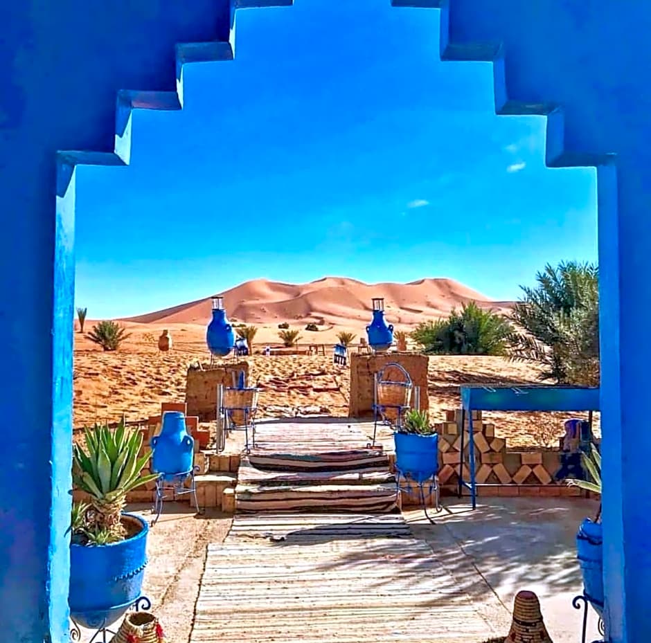 Hotel Camping Les Roses Des Dunes & Piscine