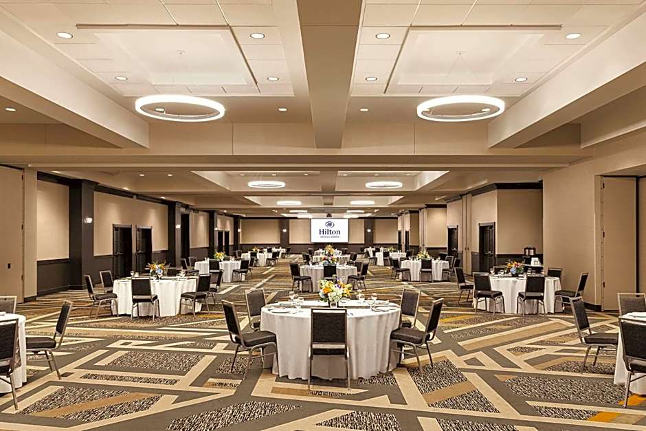 Hilton Knoxville Airport