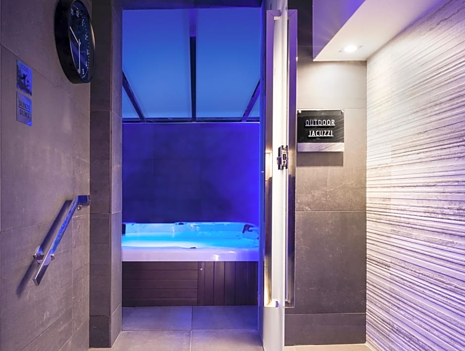 LHP Hotel River & SPA