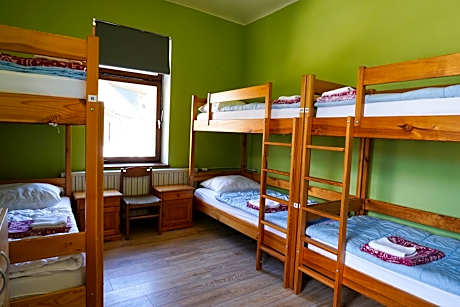 Single Bed in 10-Bed Mixed Dormitory Room