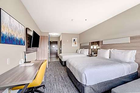 Standard Room with Two Queen Beds