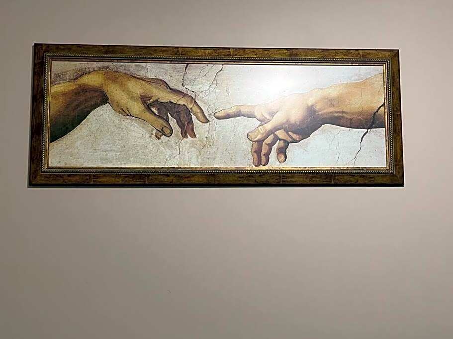 Spacious Private Walkout Entire Suite Close to YYC, DT, Shops, Stampede & Mountains with many Amenities in Panorama Hills NW - 4 Can Sleep