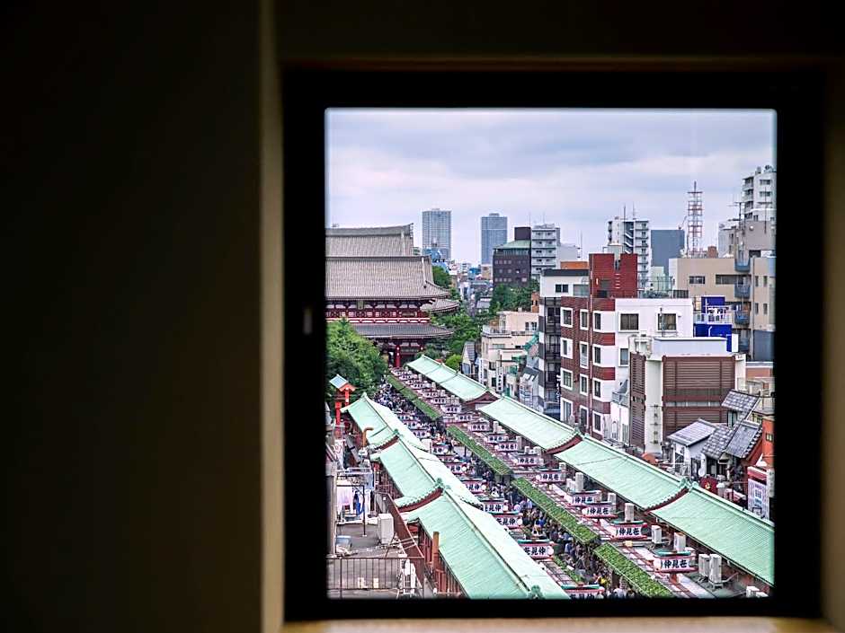 Kaminarimon Ryokan