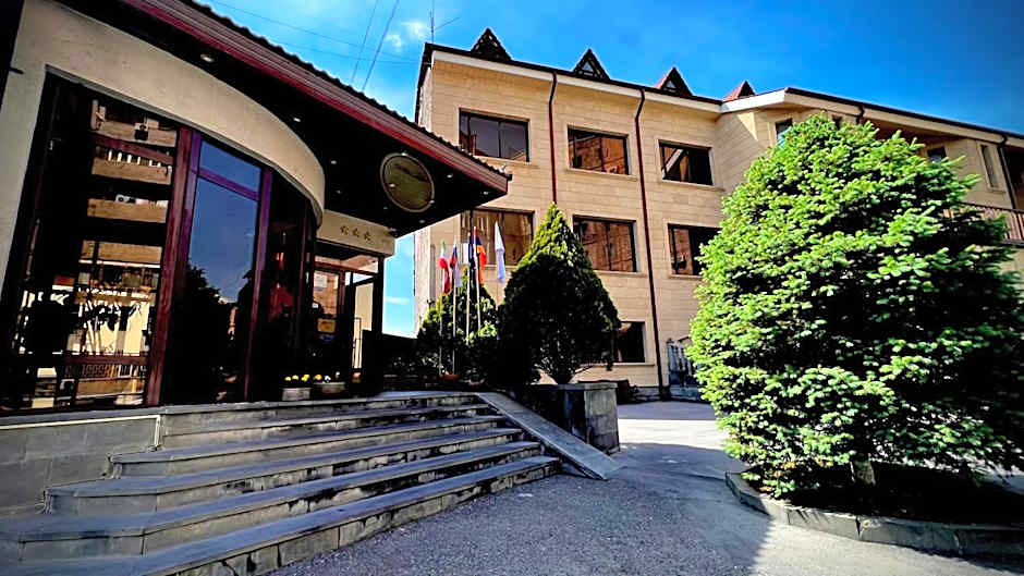 Olympia Garden Hotel