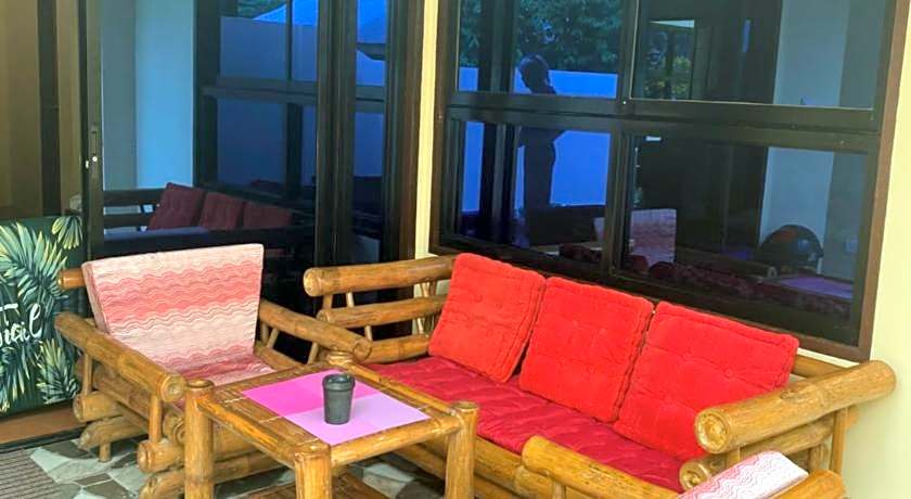 Sunset Bay Beach Villas