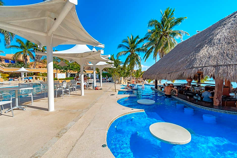 Puerto Aventuras Hotel & Beach Club