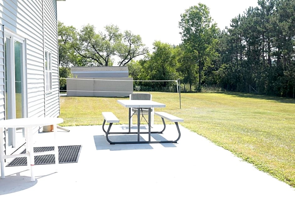 Country Inn & Suites by Radisson, Sparta, WI