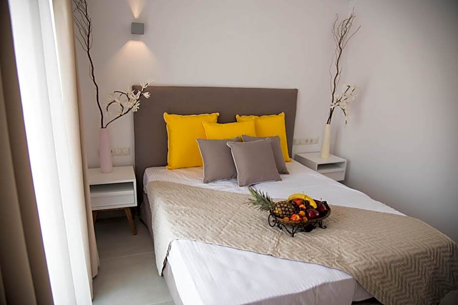 Stavros Beach Hotel