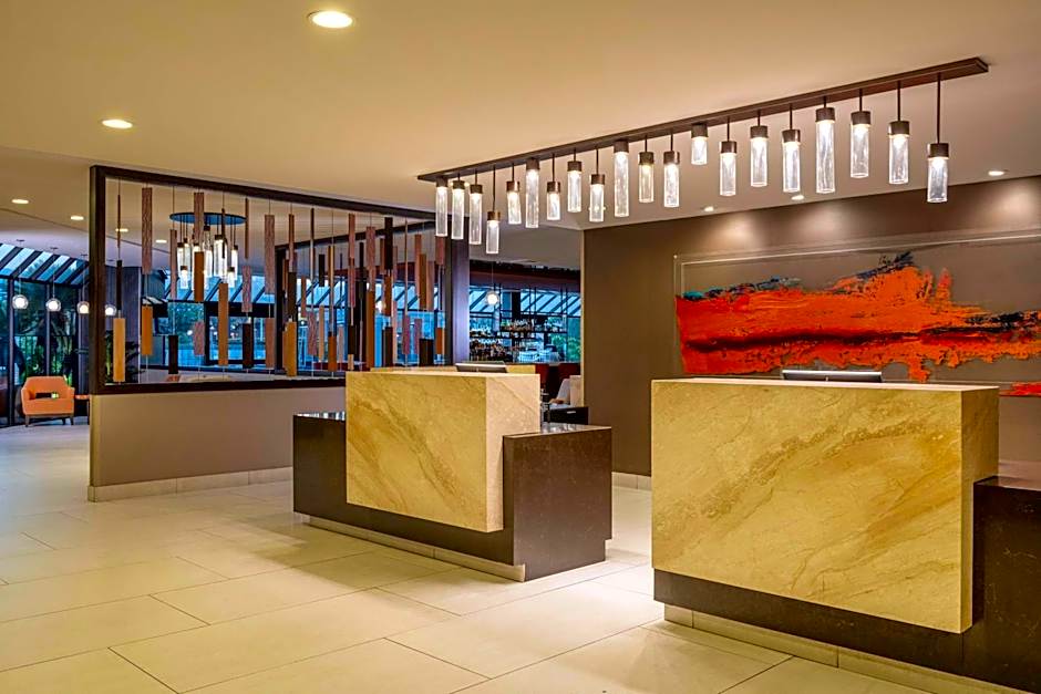 DoubleTree by Hilton San Bernardino