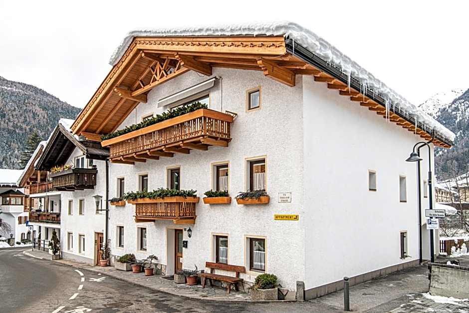 Apartments Heidenberger Delle Scuole