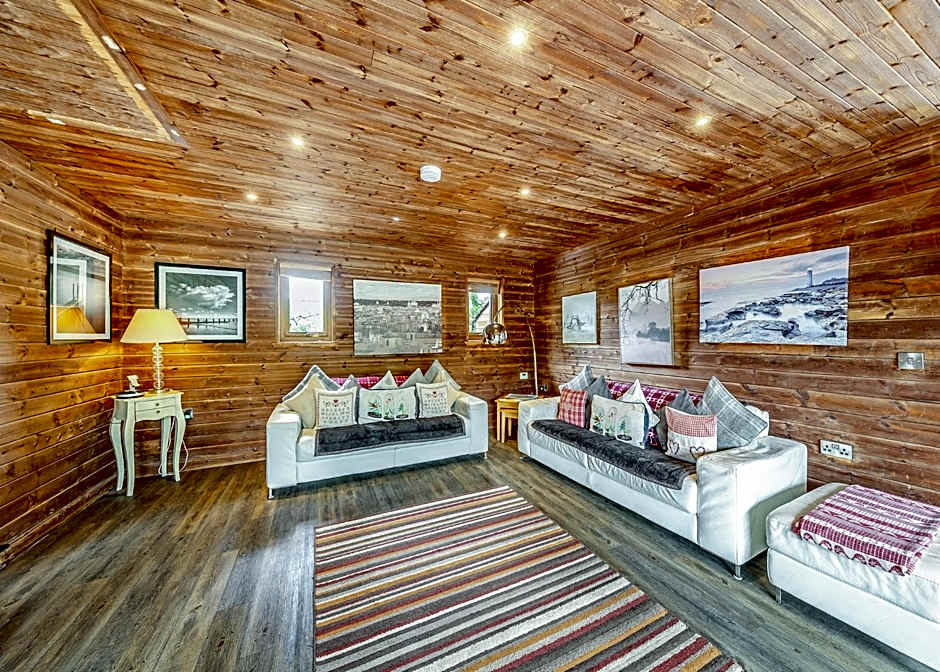 Anglesey Lakeside Lodges