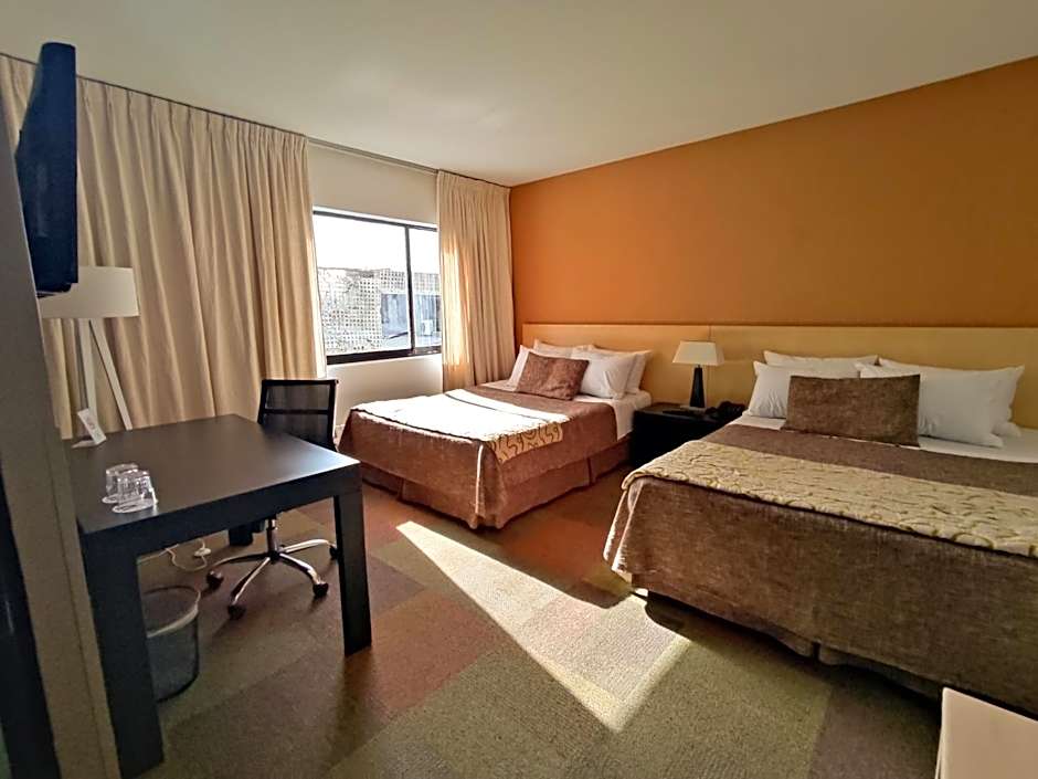 Foto 1 di 8 di Superior 2 Double Beds