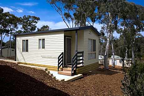 Ridge View Cabin (2 Bedroom)