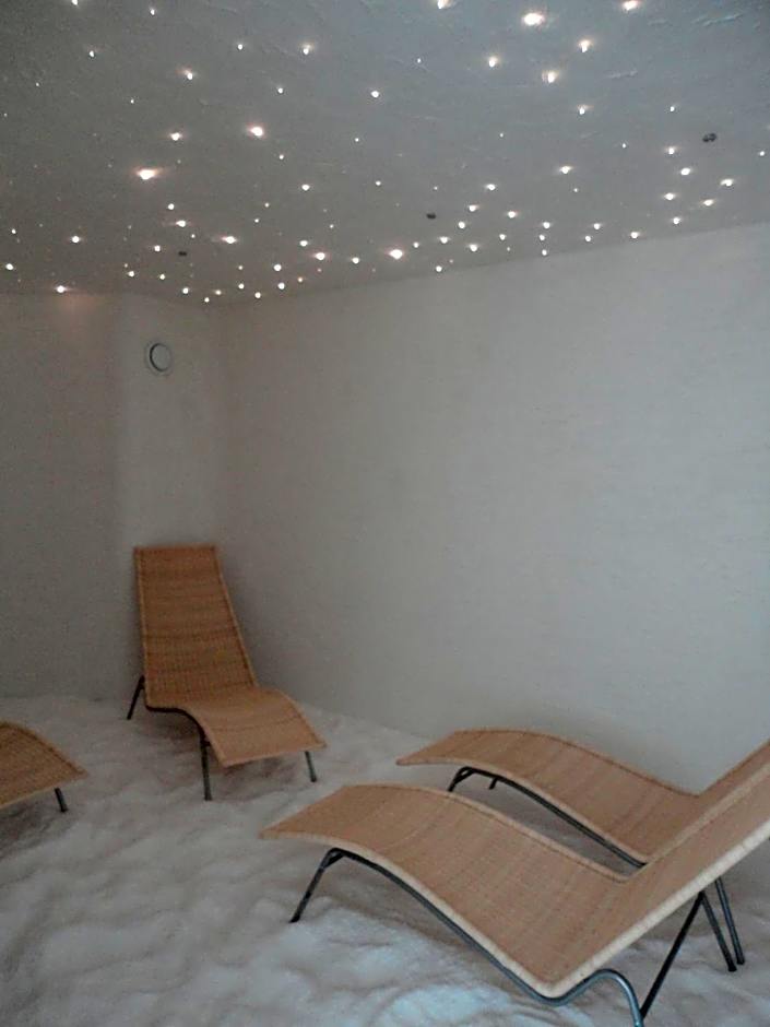 Domus Hotel