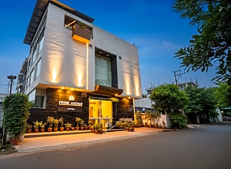 FabHotel Prime Avenue