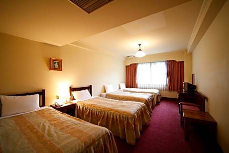 Quadruple Room - Non-Smoking