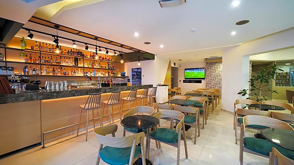 Marika Beach Hotel