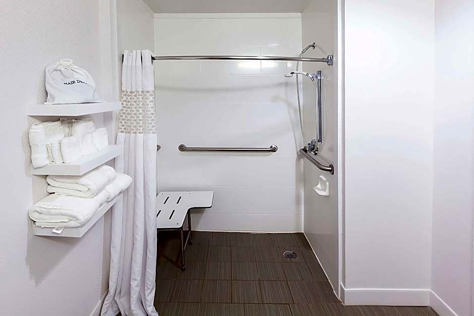 Hampton Inn By Hilton Raleigh/Garner