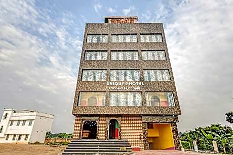 OYO Flagship Unique 2 Hotel