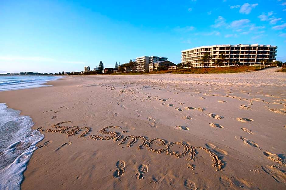 San Simeon Beachfront Apartments Tugun