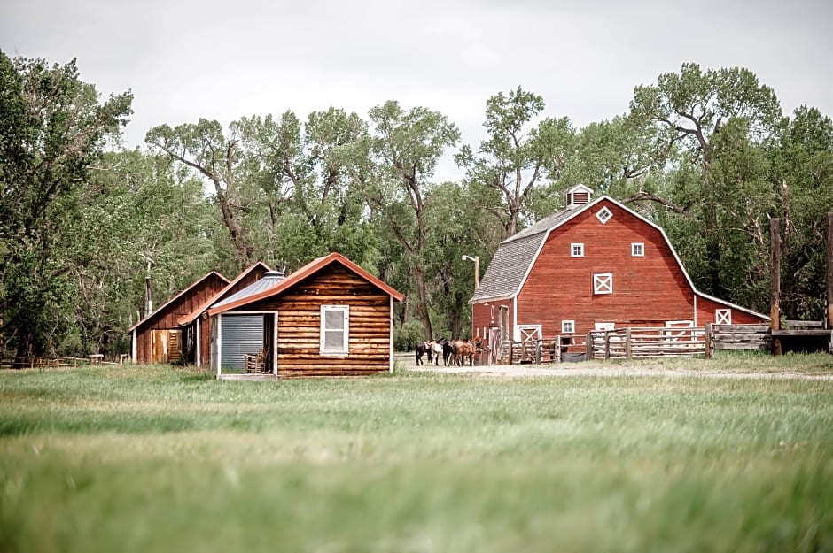 Circle Bar Guest Ranch