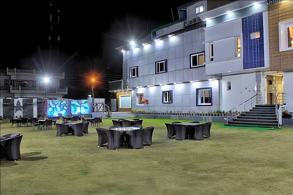 Hotel Hill View