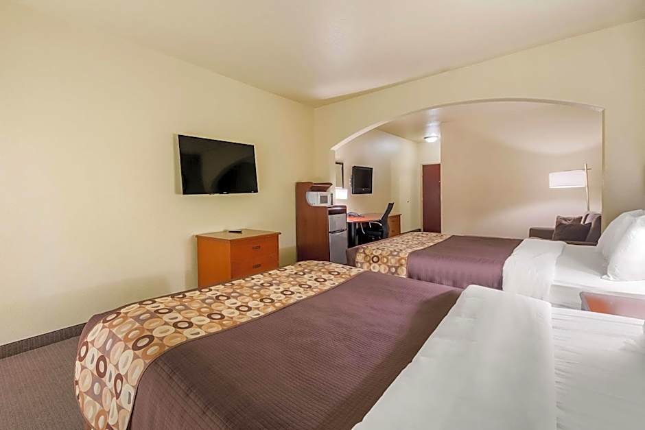 SureStay Plus Hotel by Best Western San Antonio SeaWorld