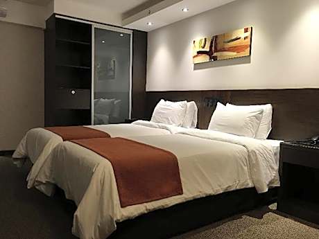 Basic Triple Room