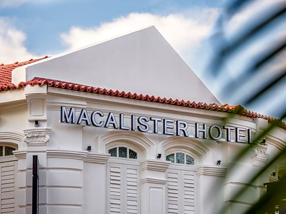 Macalister Hotel by PHC