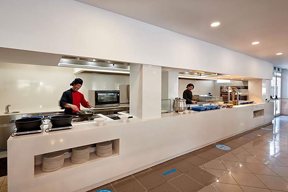 Grupotel Alcudia Suite