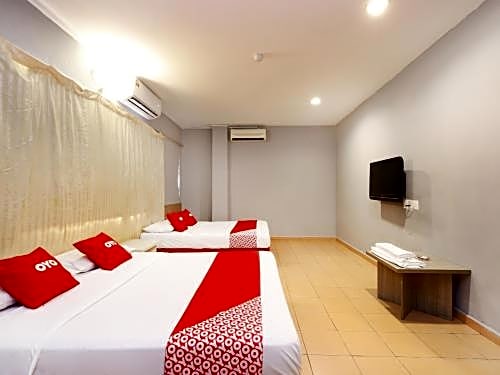 OYO 89676 Hotel 22