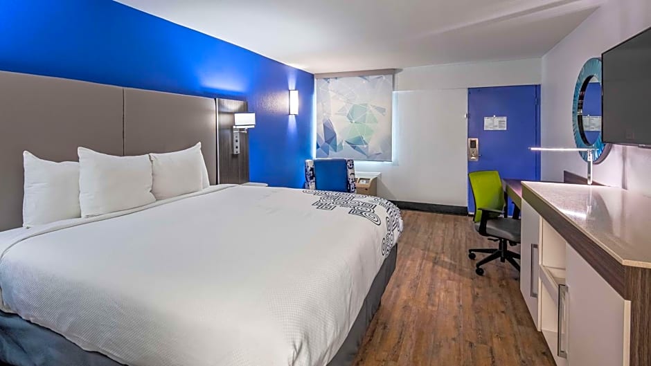SureStay Plus Hotel by Best Western Sacramento Cal Expo