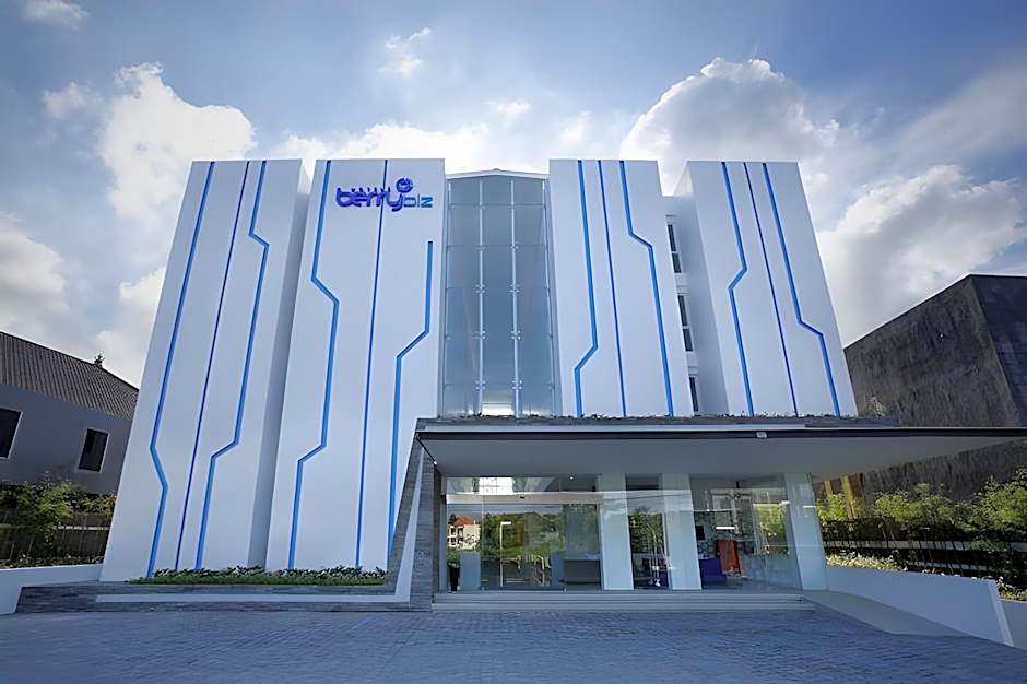 Berry Biz Hotel