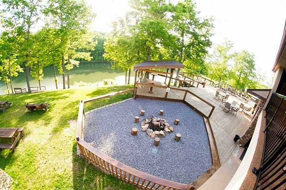 Skyline Lodge