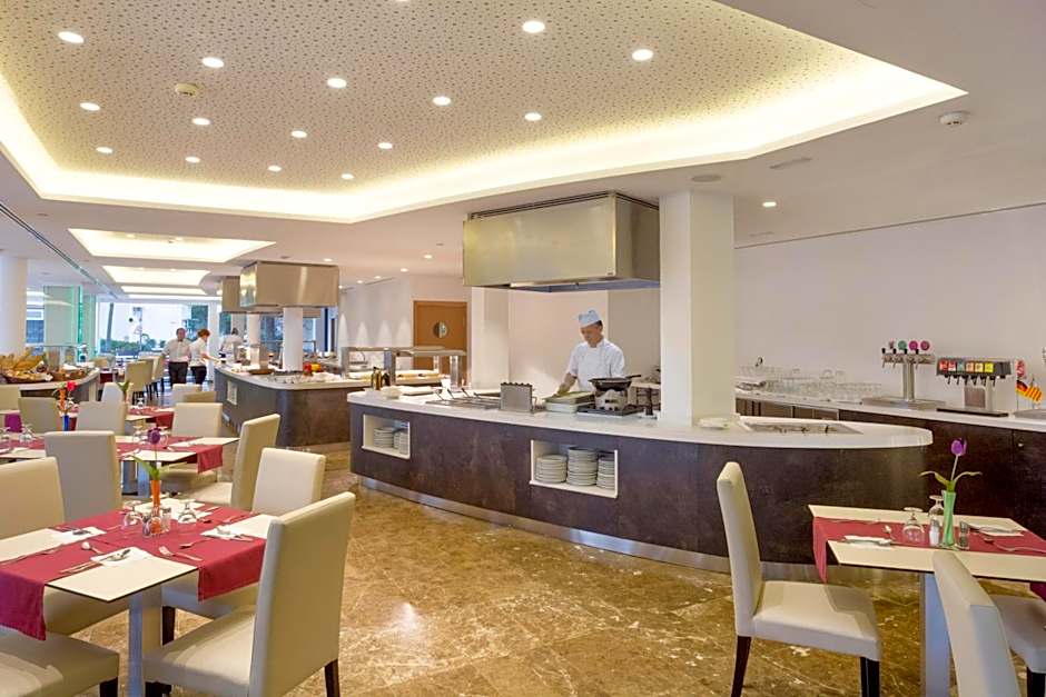 Hotel Luxor