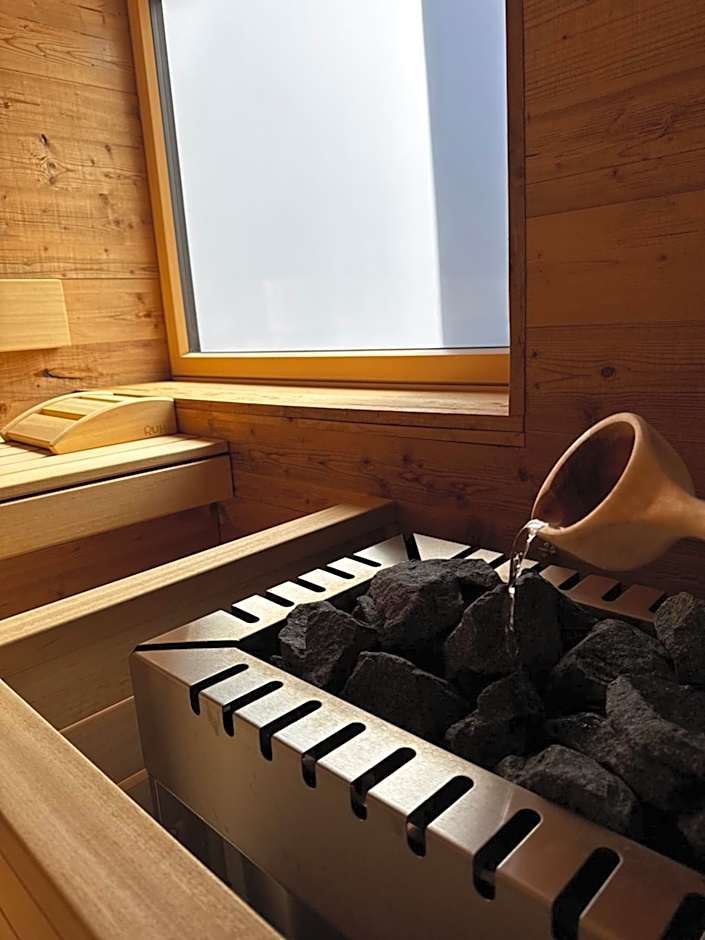 LH Suites Aparthotel - NEW since 2025