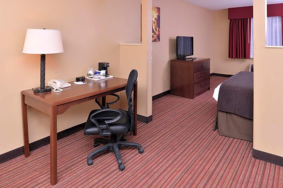 Best Western Woodland Inn