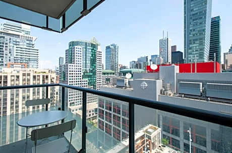 Luxury 1BR Condo - King Bed - Stunning City View