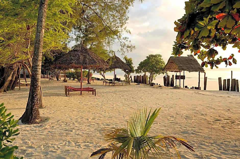 Kaure Sand Beach Lodge