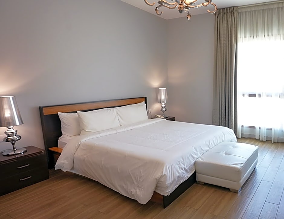 Al Manzil Hotel