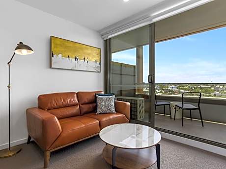 One Bedroom Apartment with Twin Beds and Balcony